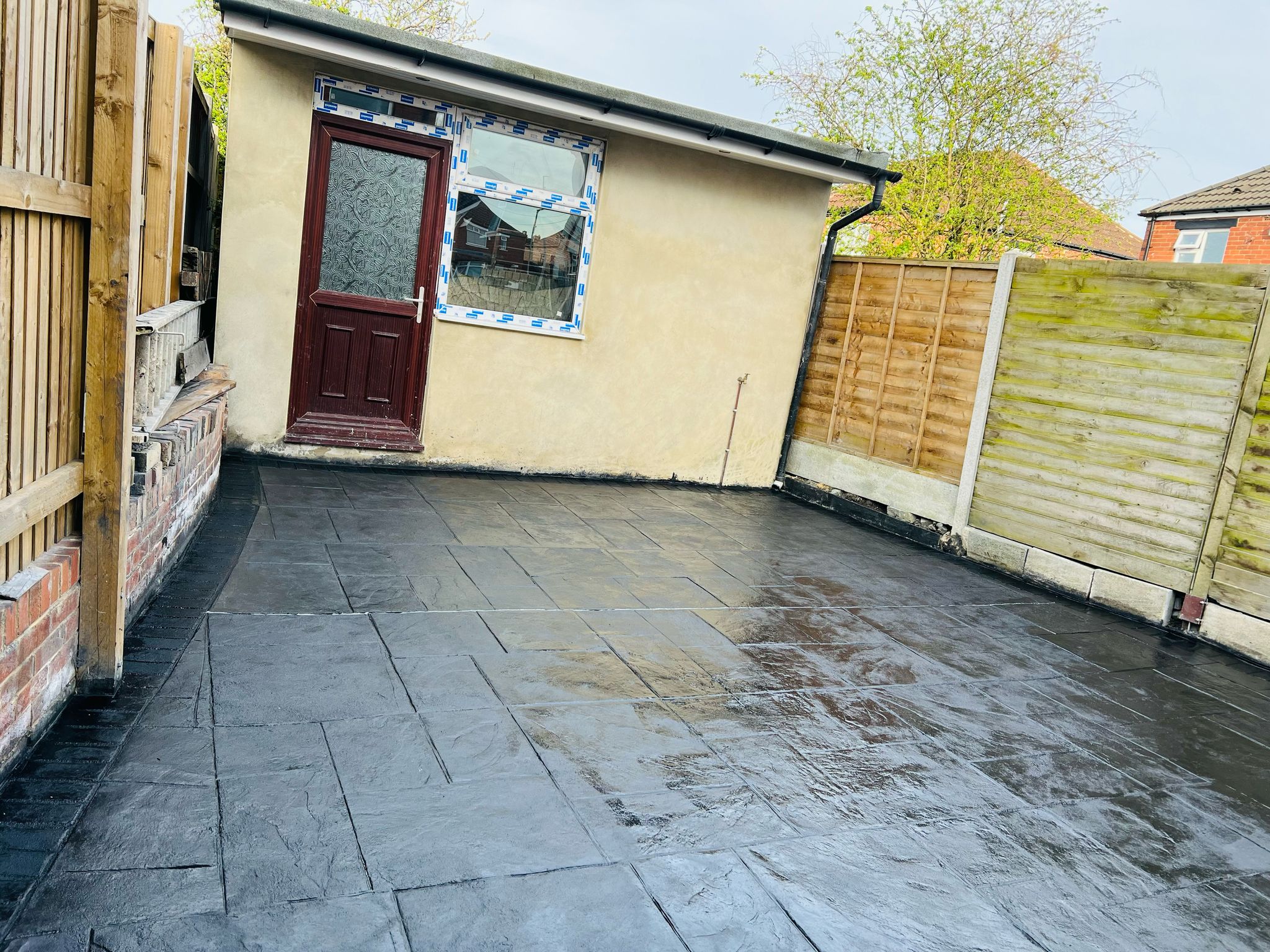 pattern imprinted concrete patio or driveway