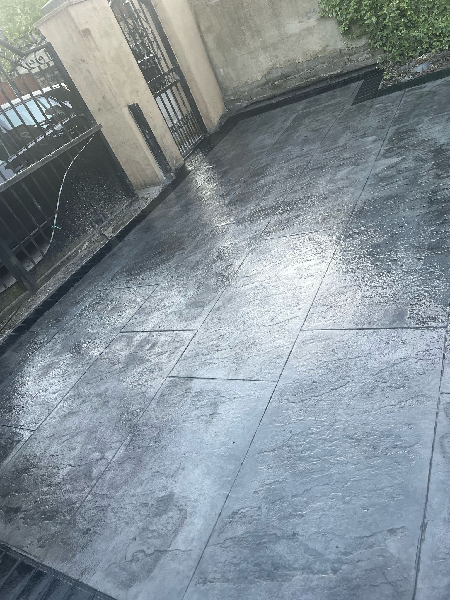 Pattern Imprinted Concrete Pathway or Patio